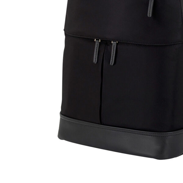 Mochila klipXtreme para laptop 15.6" color negro | KNB-466GR - 917969 - Imagen 2
